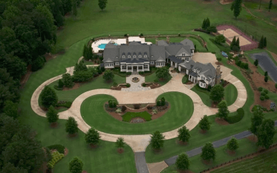 Featured Luxury Home – Bethany Way
